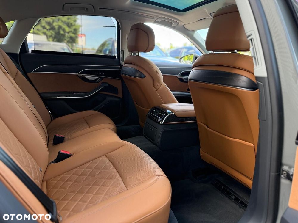 Audi A8 - 27
