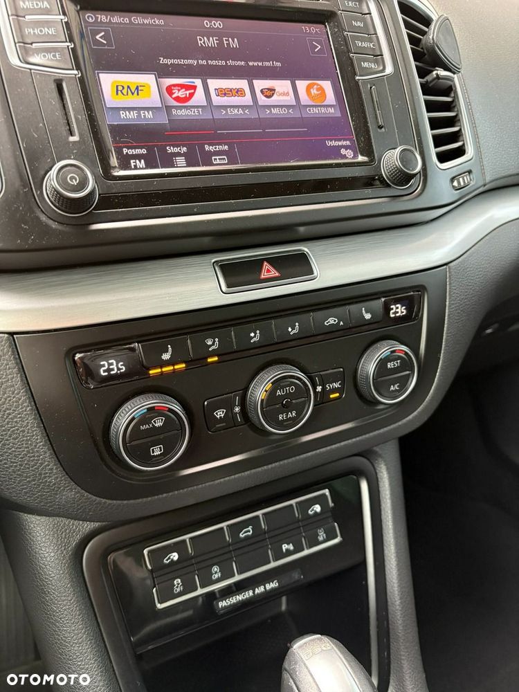 Volkswagen Sharan - 29