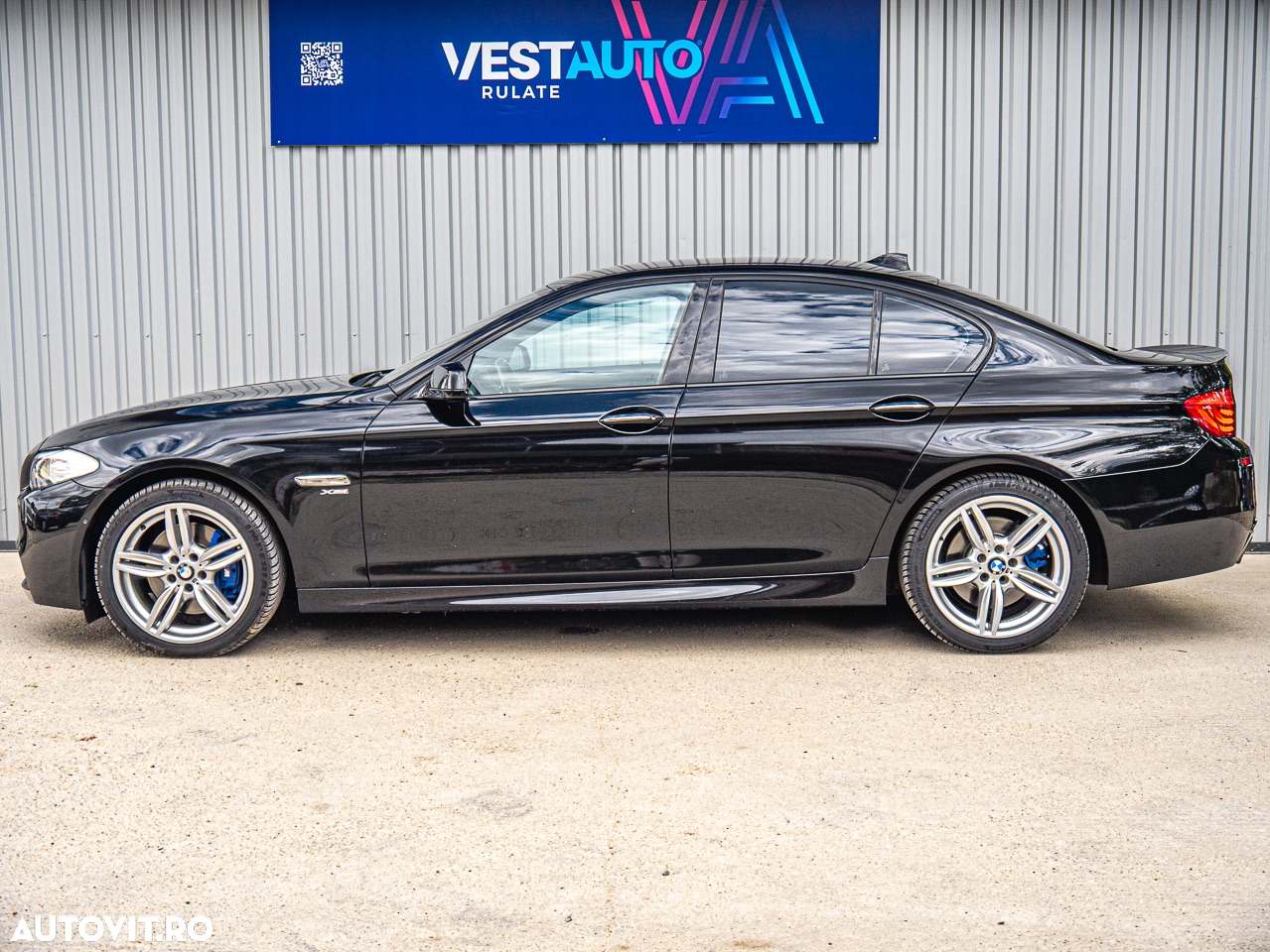 BMW Seria 5 535d xDrive AT - 17