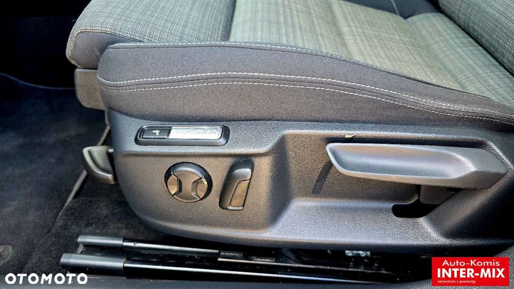Volkswagen Passat - 20