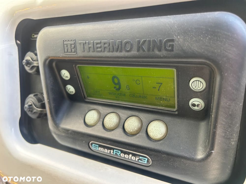 Schmitz Cargobull THERMO KING SLX300 HAKÓWKA / 7 CM GRUBA ŚCIANA / KOSZ PALETOWY / 4 ZAMKI / DIESEL + ELEKTRYK / 2012 ROK !! - 10