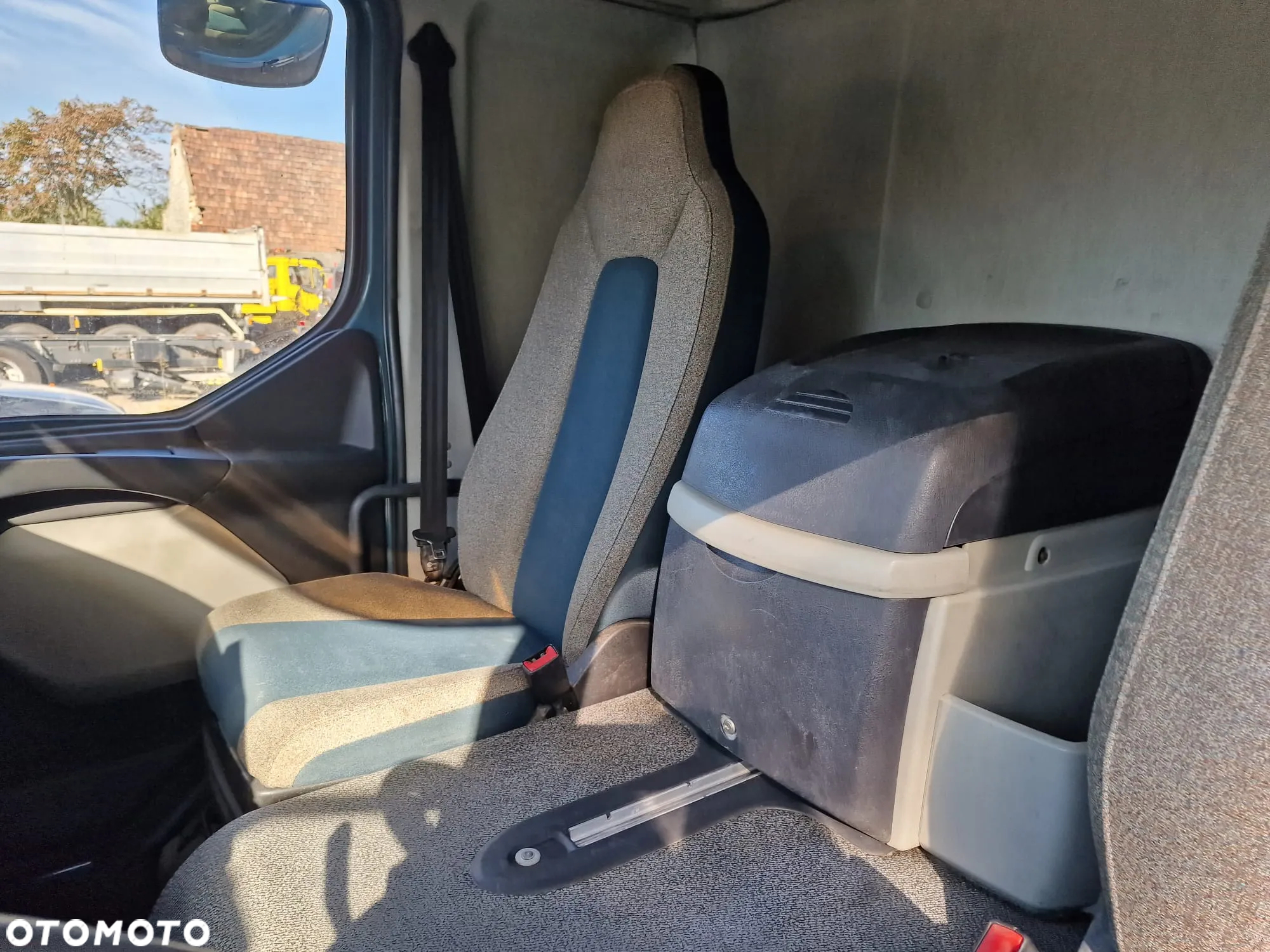 Volvo FL250 - 17