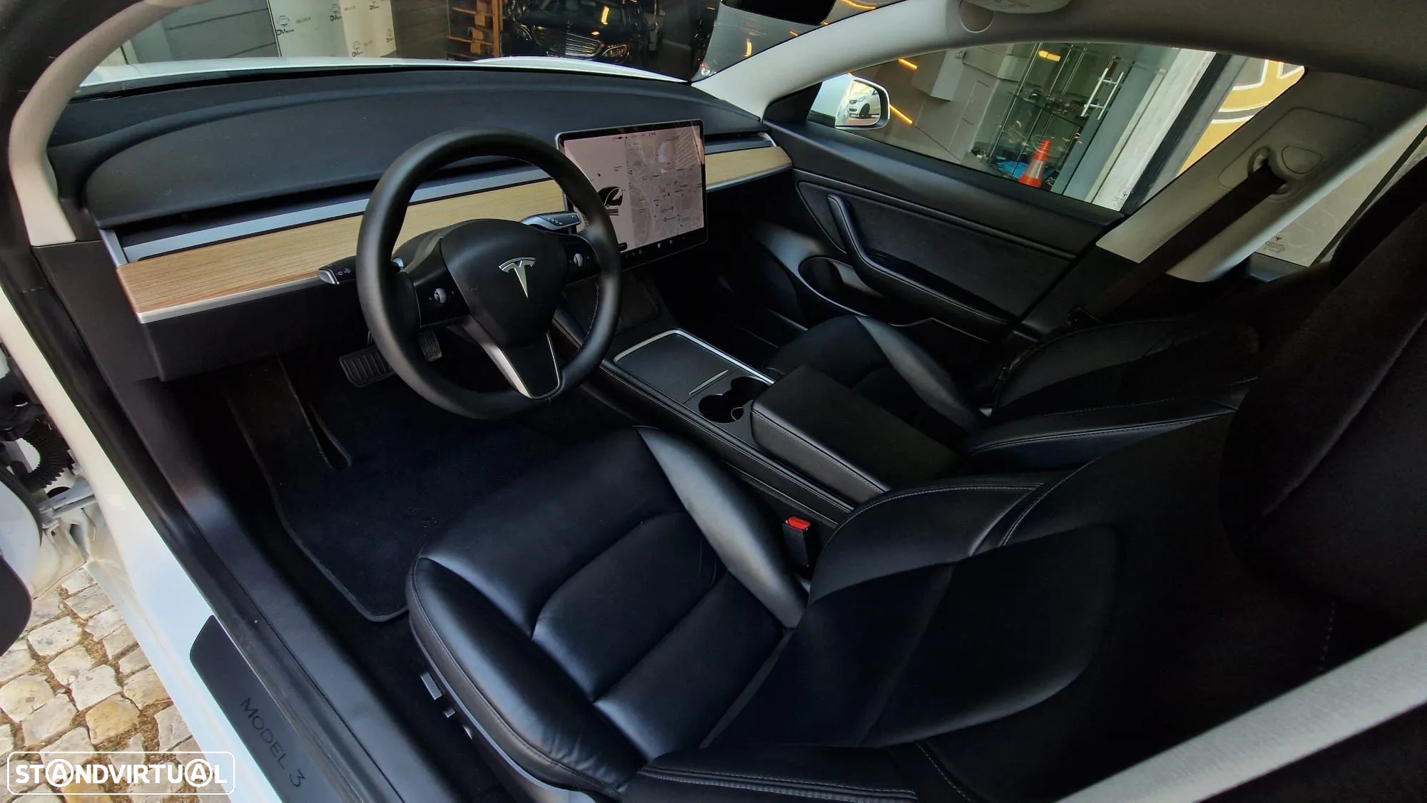 Tesla Model 3 Long-Range Dual Motor AWD - 3