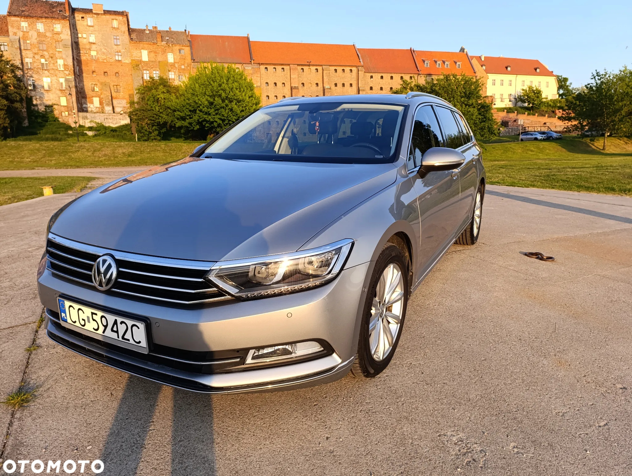 Volkswagen Passat 2.0 TDI BMT Highline - 9