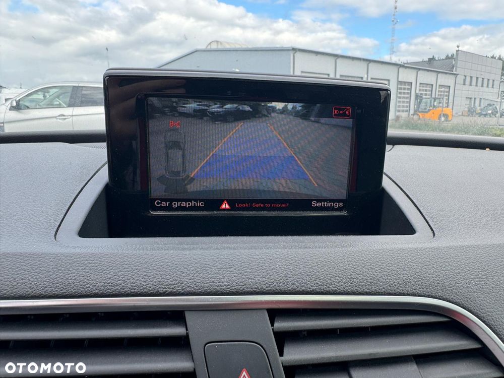 Audi Q3 - 18