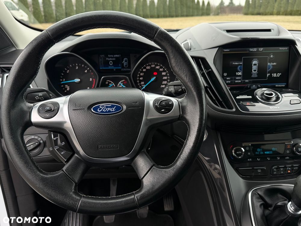 Ford Kuga 2.0 TDCi 4x4 ST-Line - 28