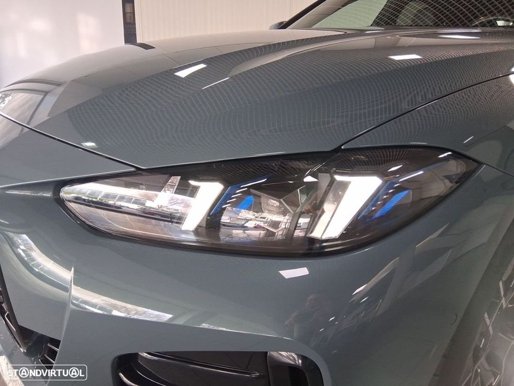 BMW i4 eDrive35 Edição Desportiva M - 3