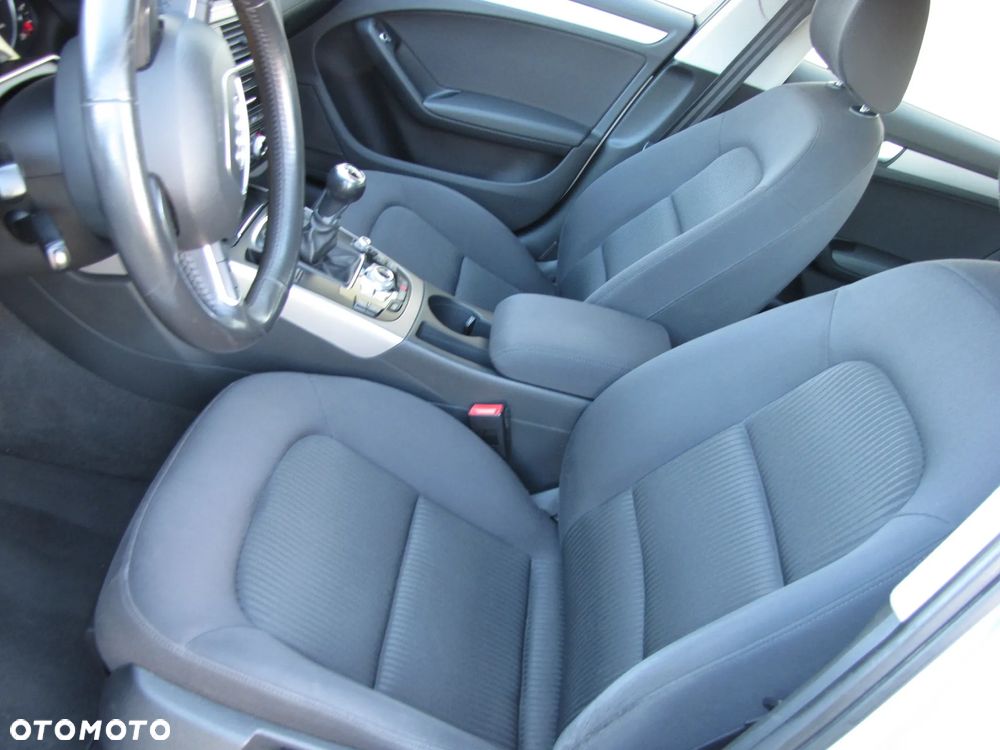 Audi A4 Avant 2.0 TDI - 13