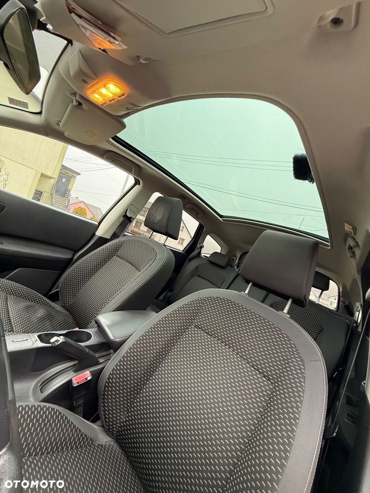 Nissan Qashqai+2 2.0 acenta - 10