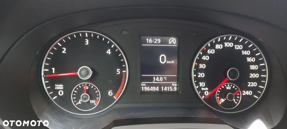 Volkswagen Sharan 2.0 TDI Highline DSG - 2