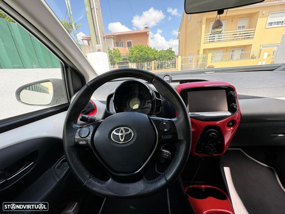 Toyota Aygo 1.0 X-Play+AC+X-Touch - 12