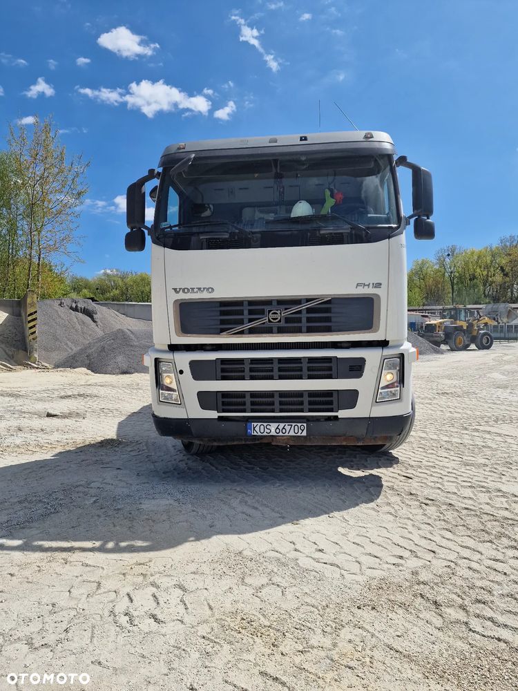 Volvo FH12 - 3