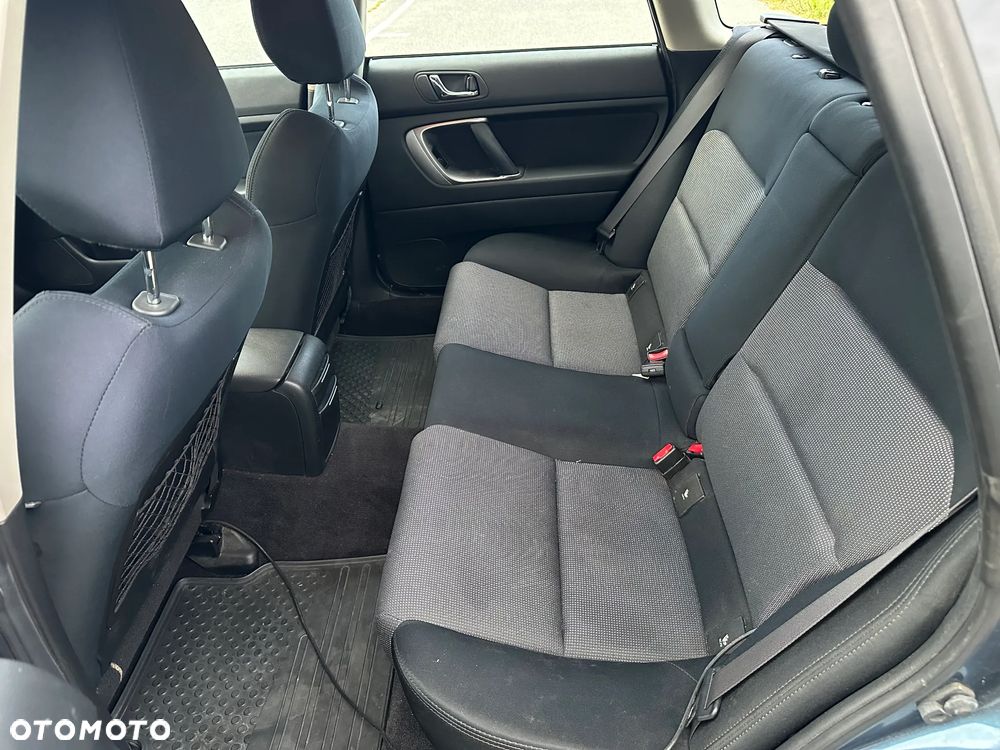 Subaru Legacy 2.5i Comfort AT - 13
