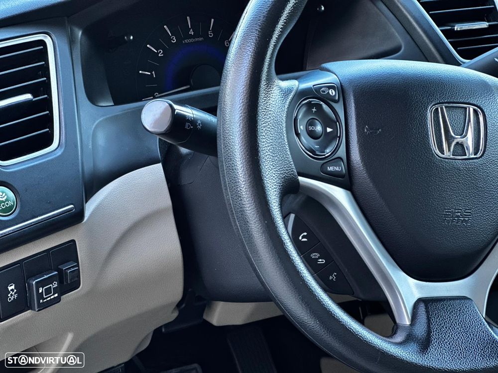 Honda Civic 1.8 i-VTEC Auto Comfort - 28