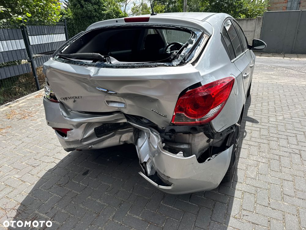 Chevrolet Cruze 1.8 Automatik LTZ - 9