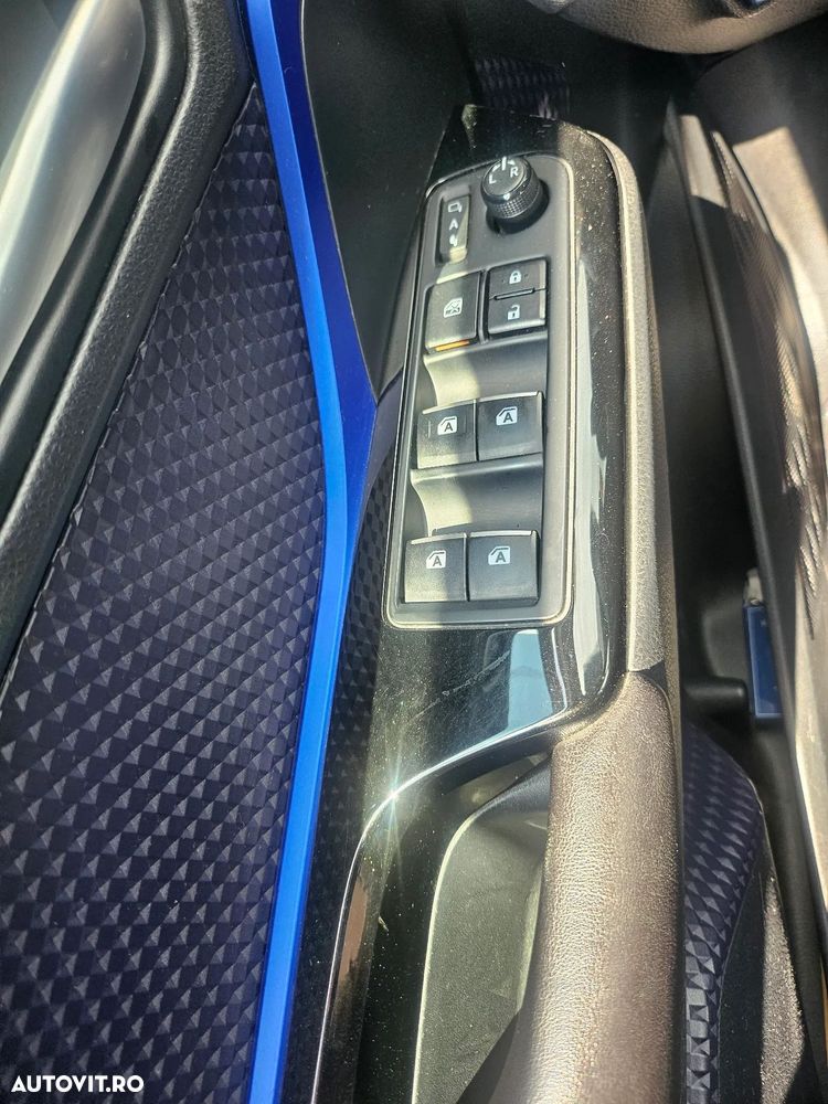 Toyota C-HR - 13
