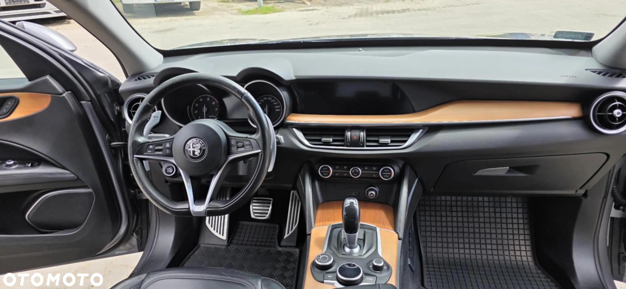Alfa Romeo Stelvio 2.0 Turbo First Edition Q4 - 6