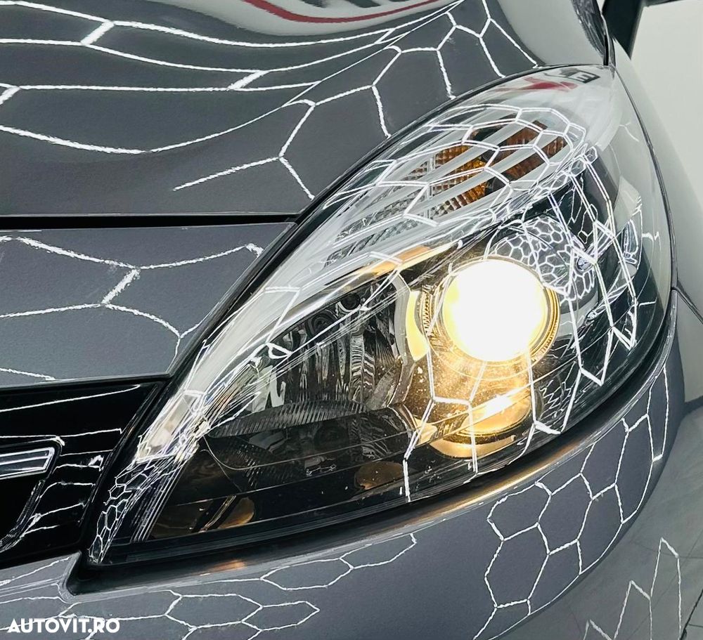 Renault Scenic ENERGY TCe 115 S&S LIMITED - 11