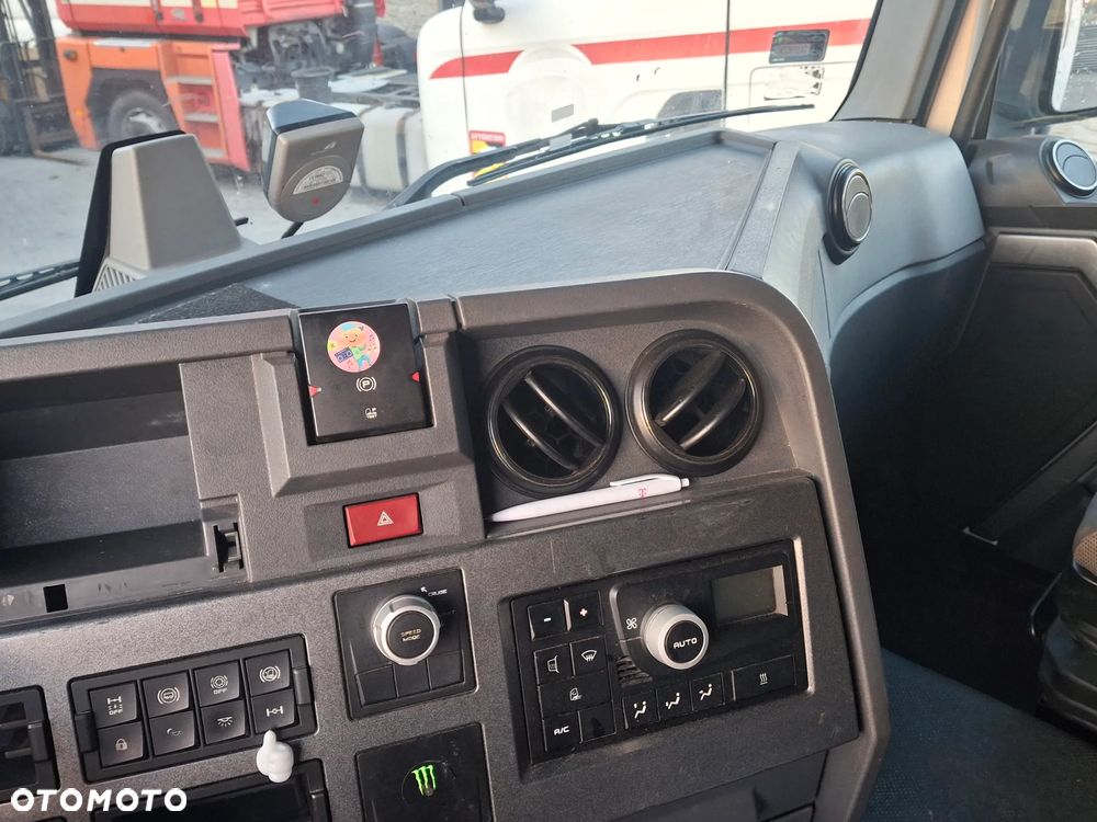 Renault Gama T460 - 19