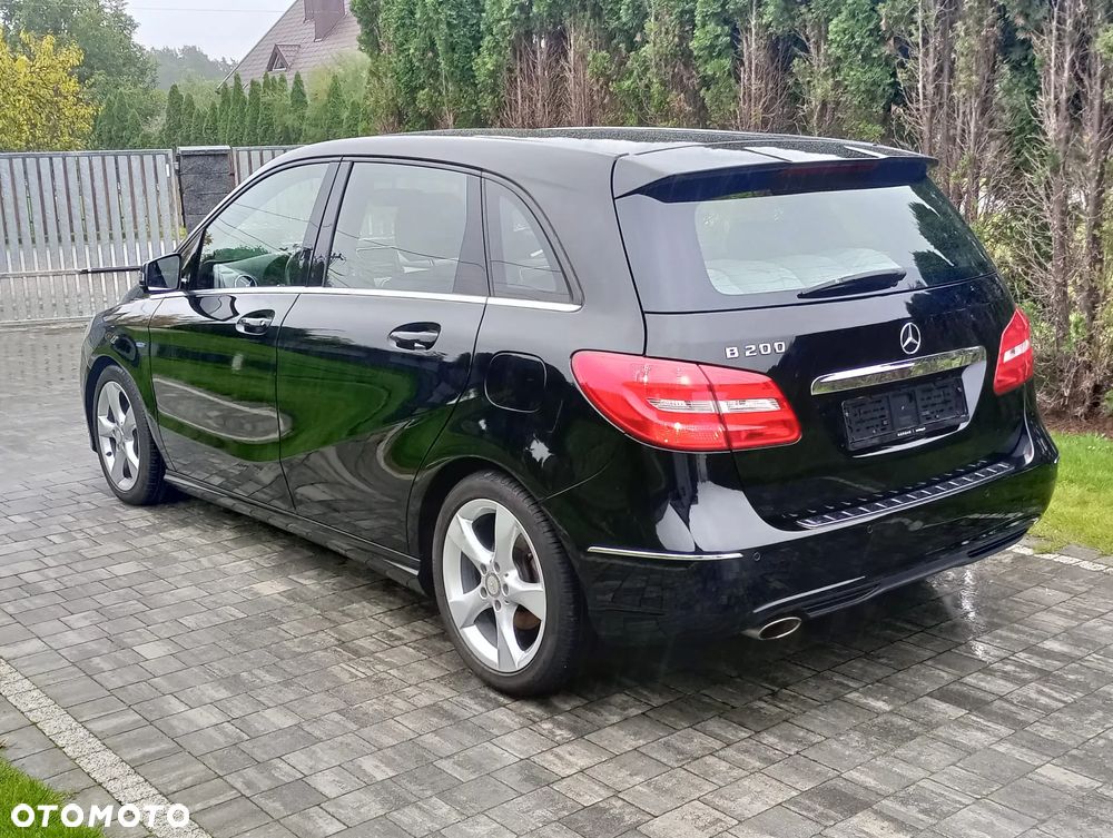 Mercedes-Benz Klasa B 200 (BlueEFFICIENCY) - 11
