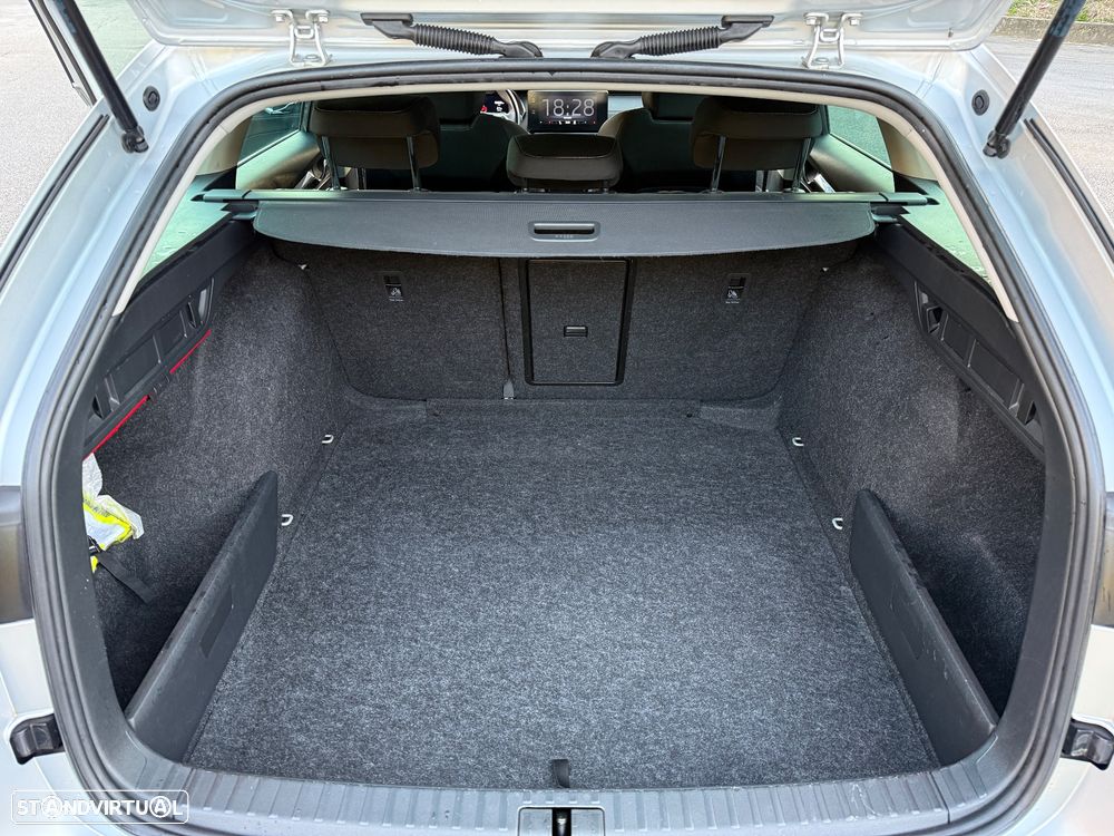 Skoda Octavia Break 1.0 TSI Style e-Tec DSG - 11