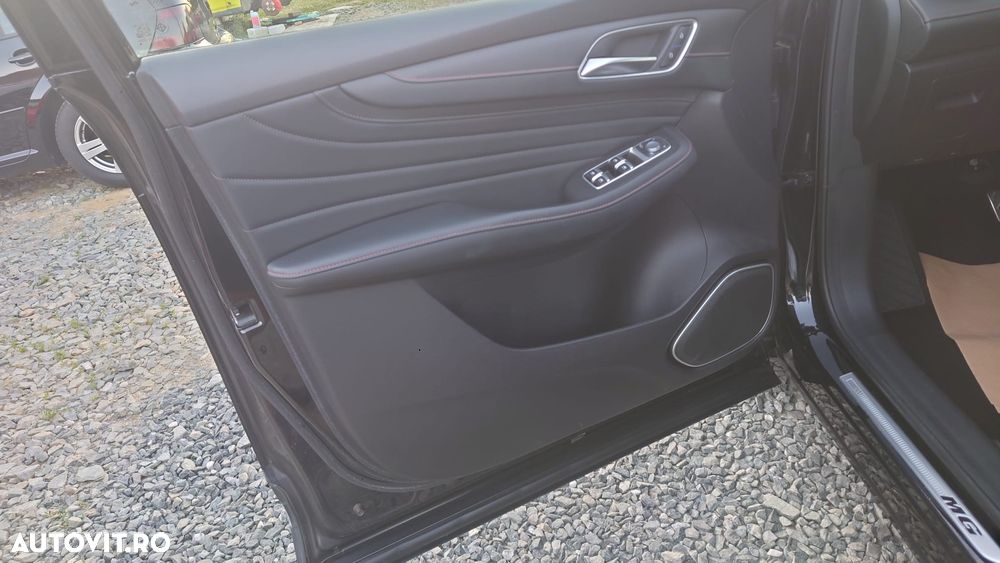 MG EHS 1.5 T-GDi AT PHEV Exclusive - 14