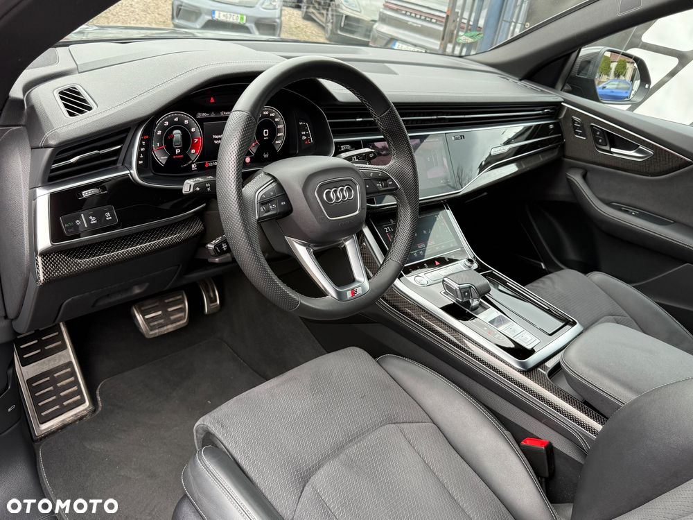 Audi SQ8 - 22