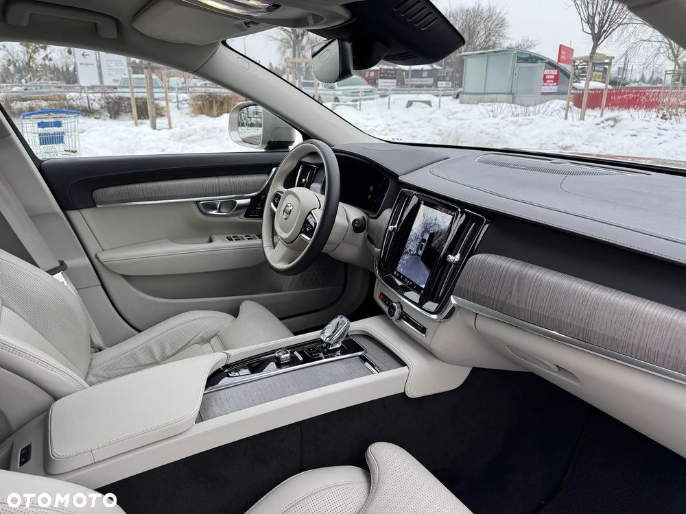 Volvo V90 Cross Country B5 B AWD Ultimate - 13