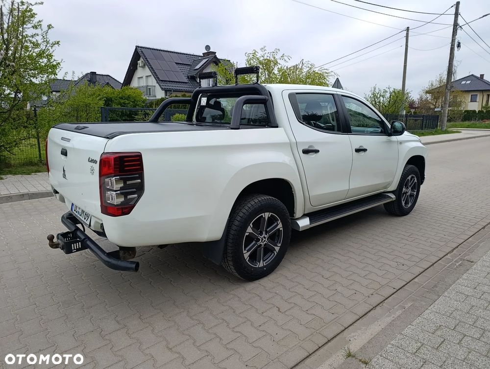 Mitsubishi L200 Pick Up 4x4 S&S Autm Double Cab Plus - 13
