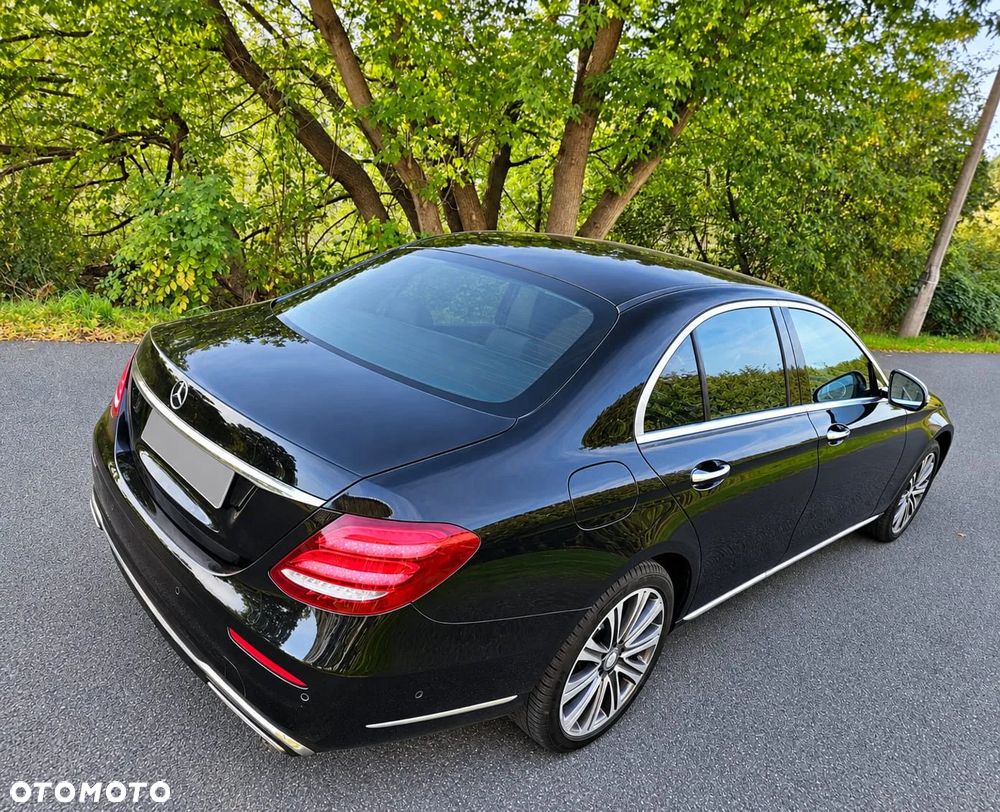 Mercedes-Benz Klasa E 200 9G-TRONIC - 4