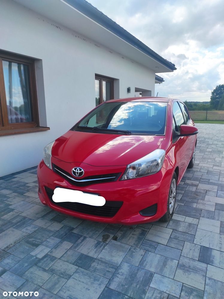 Toyota Yaris - 1