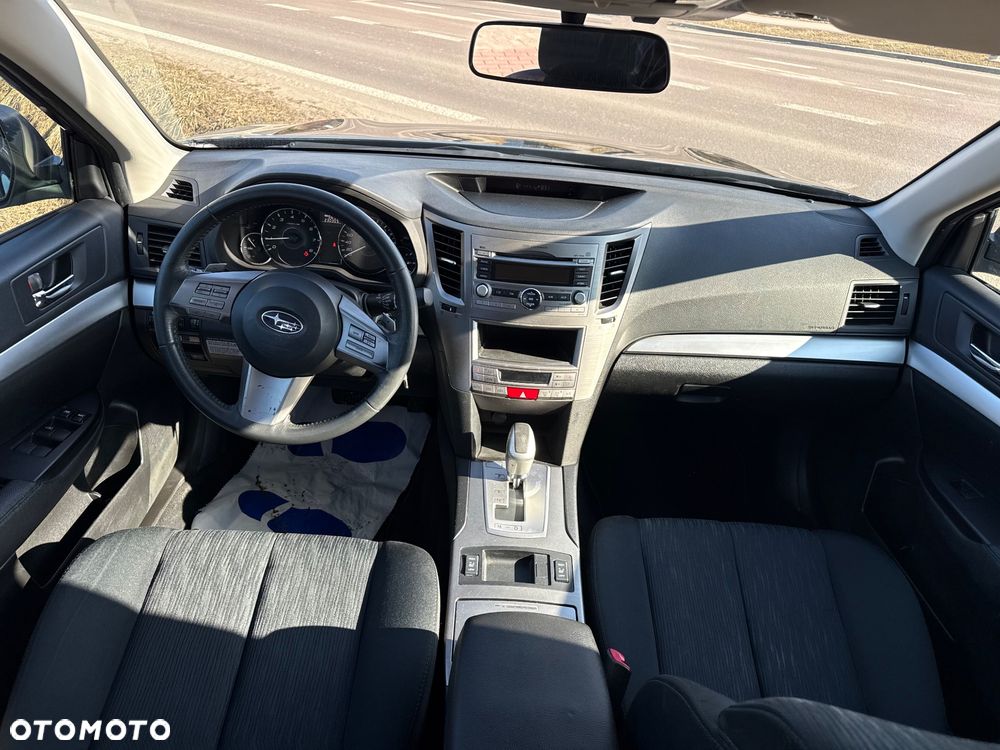 Subaru Legacy 2.0i Lineartronic Trend - 14