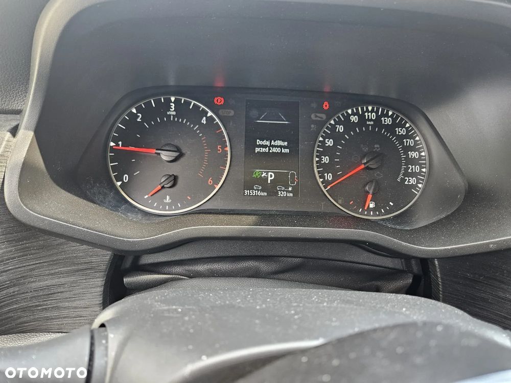 Renault Trafic Grand 2.0 dCi EDC - 9