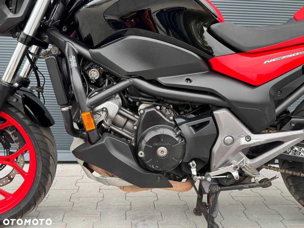Honda NC - 17
