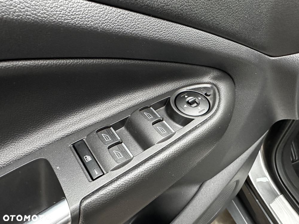 Ford Kuga 2.0 TDCi 2x4 Individual - 29