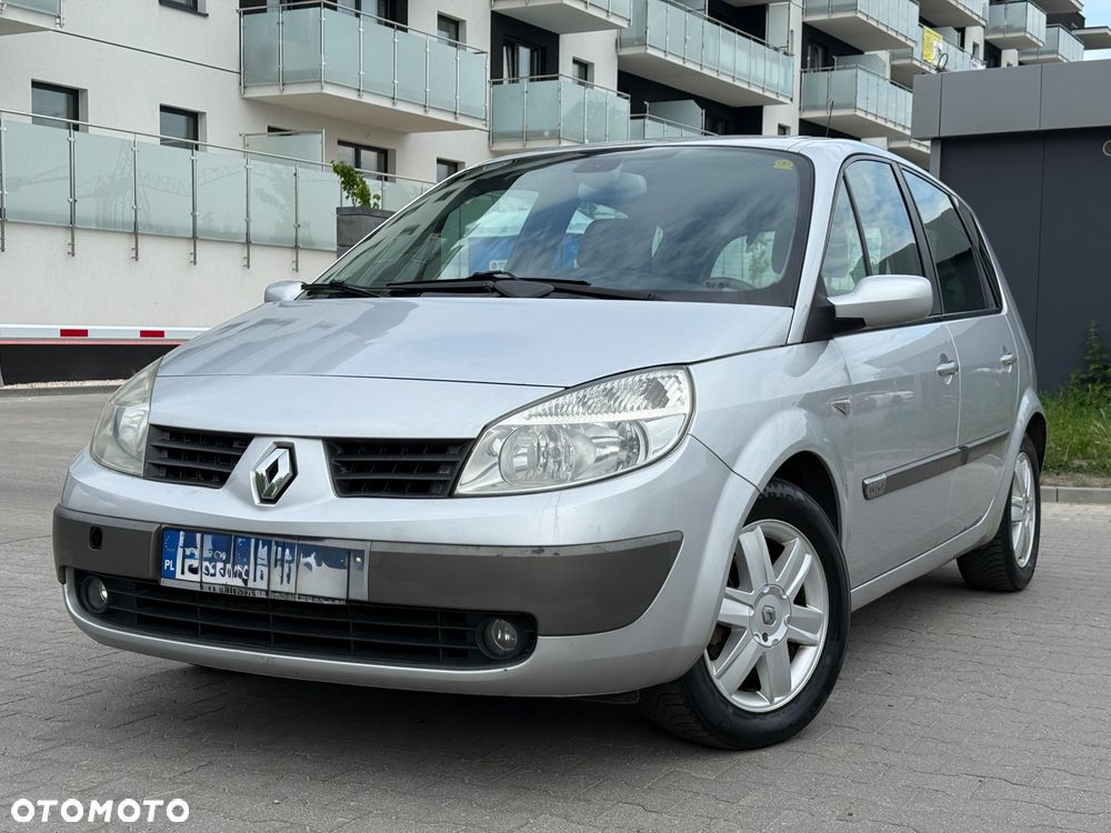 Renault Scenic 1.6 16V Confort Dynamique - 1