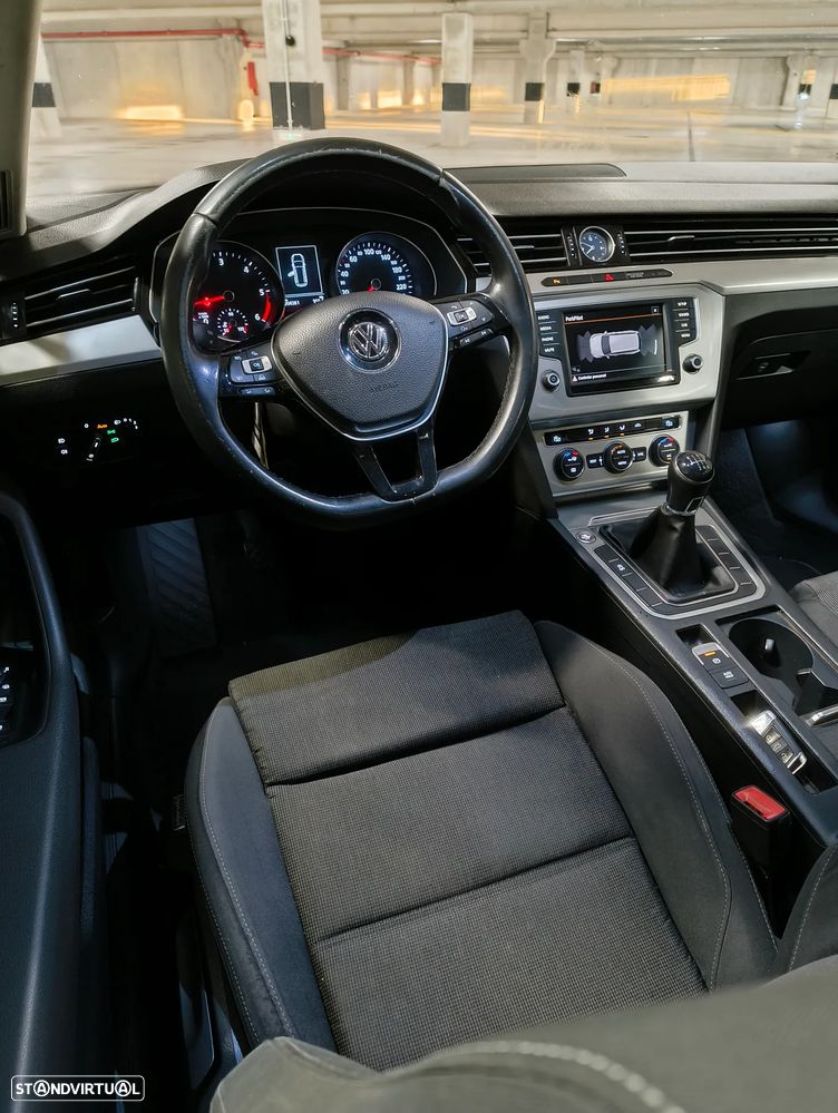 VW Passat Variant 1.6 TDI BlueMotion - 5