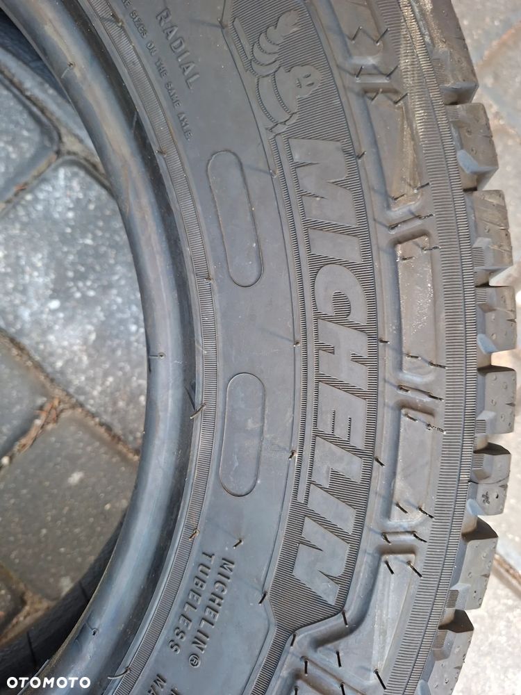 Opona Michelin Agilis CrossClimate 195/75 R16C 110/108R DOT 43/25  2szt - 3