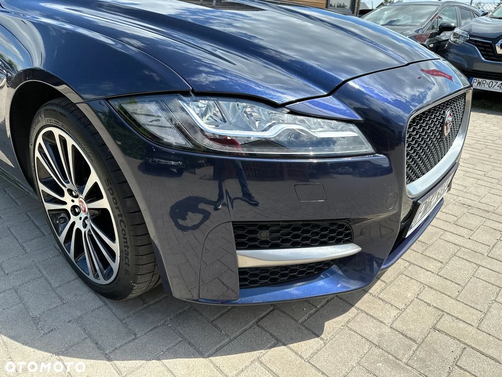 Jaguar XF - 39