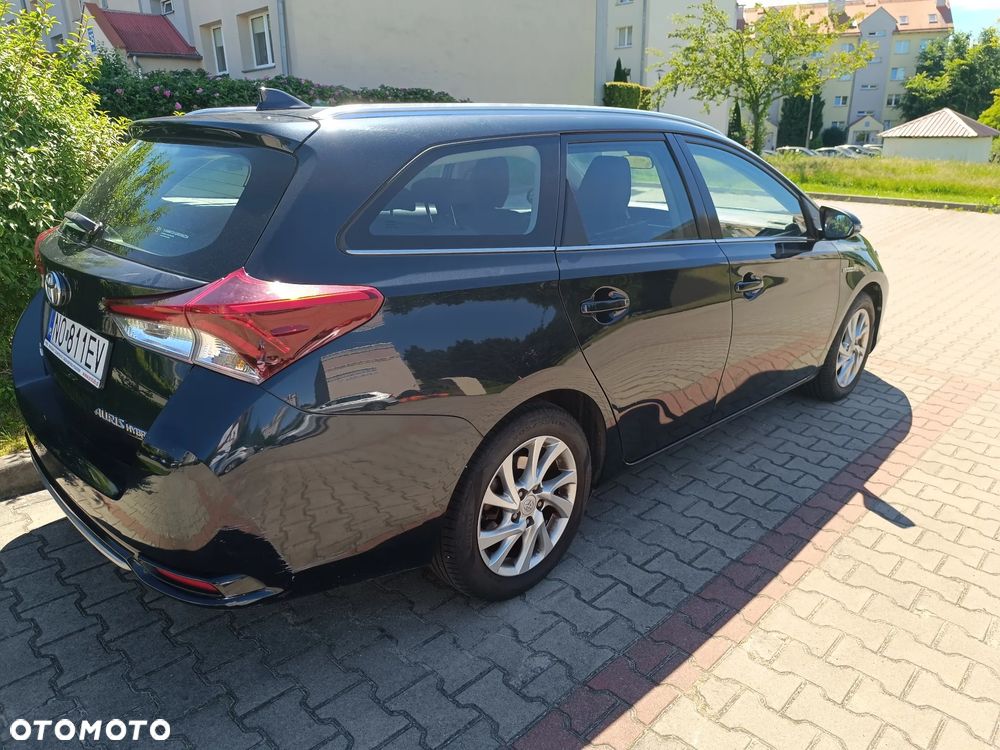 Toyota Auris - 10