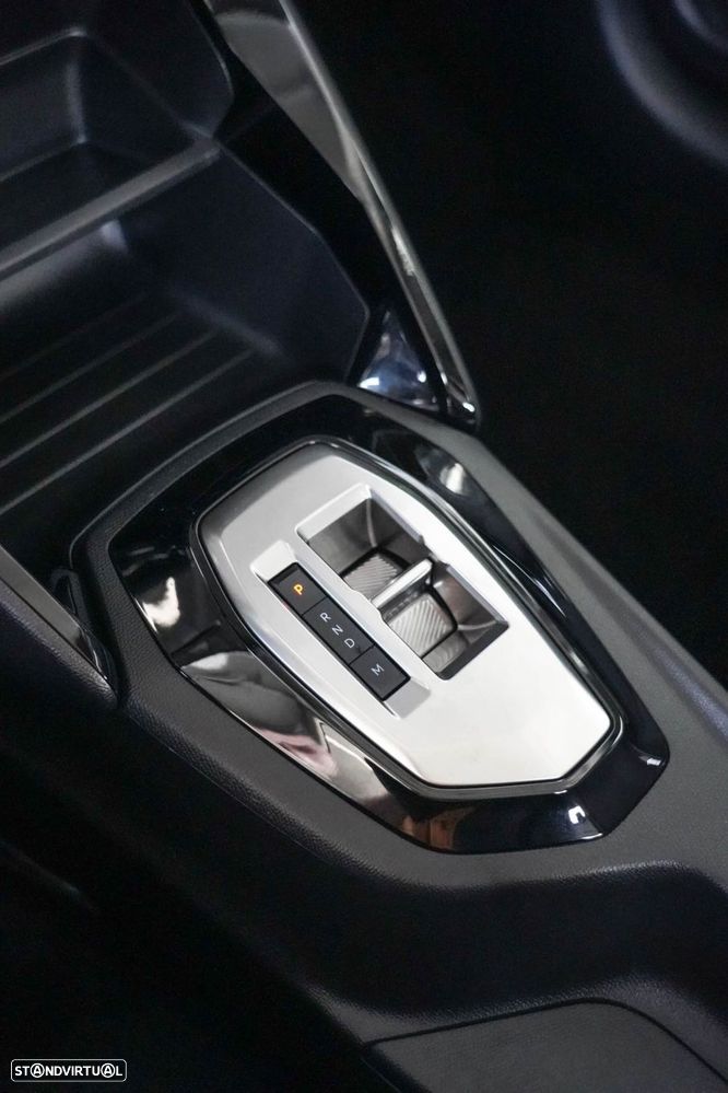 Peugeot 208 1.2 Hybrid Allure e-DCS6 - 30