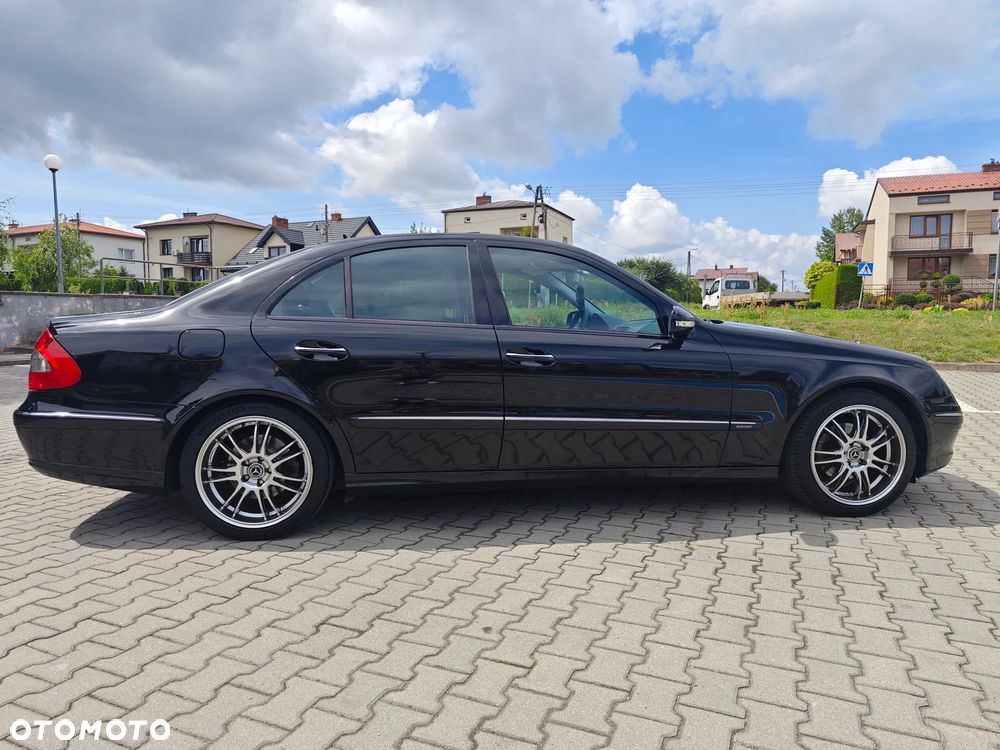 Mercedes-Benz Klasa E 320 CDI Elegance - 3