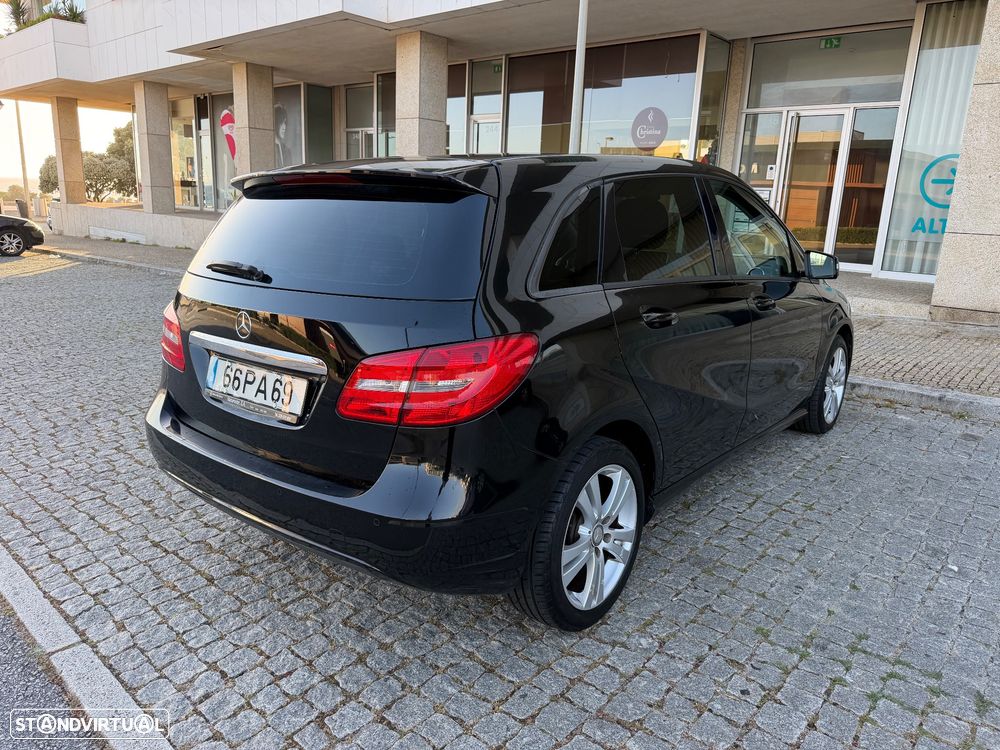 Mercedes-Benz B 180 CDI (BlueEFFICIENCY) - 8