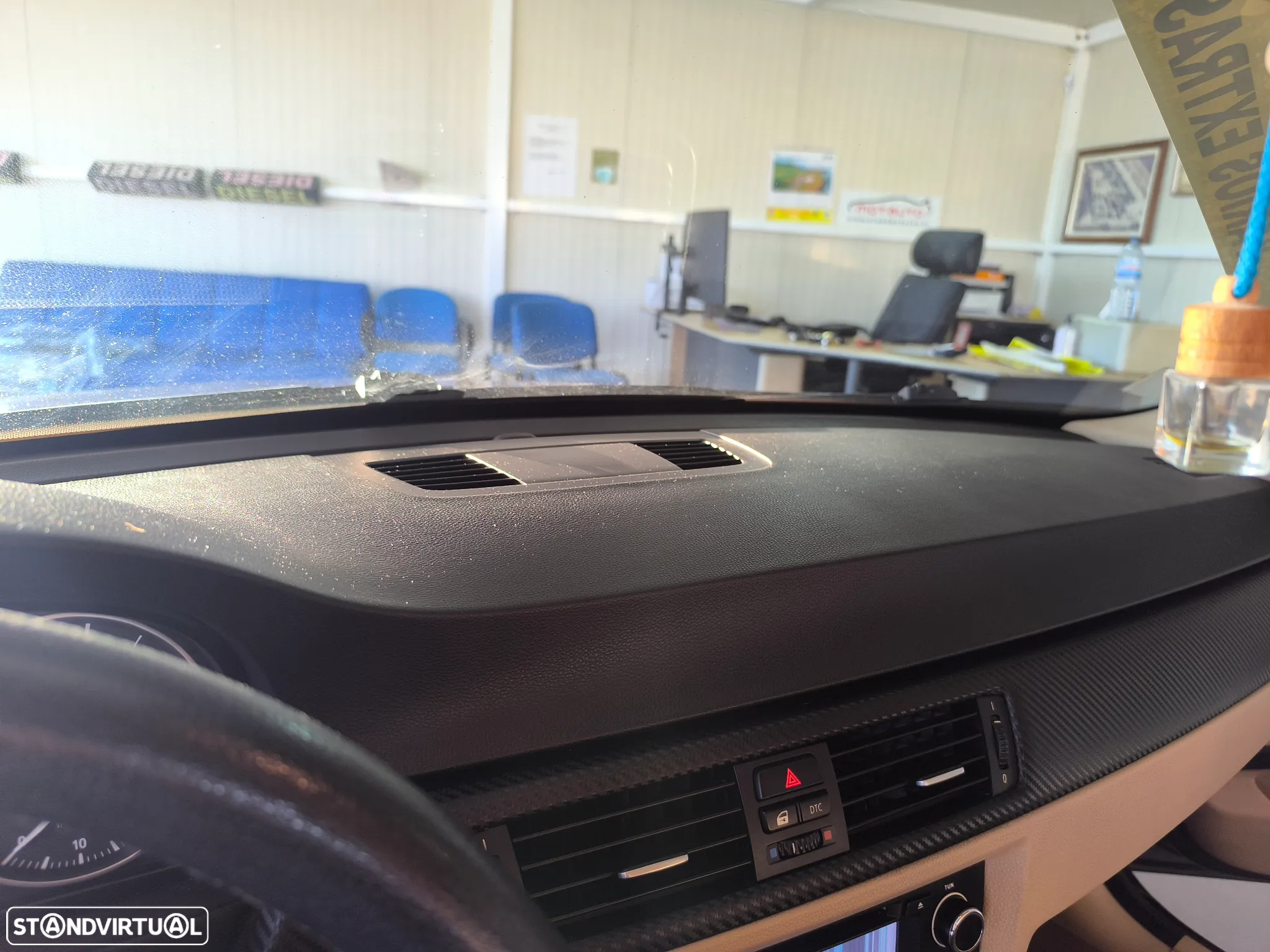 BMW 320 d Touring - 36