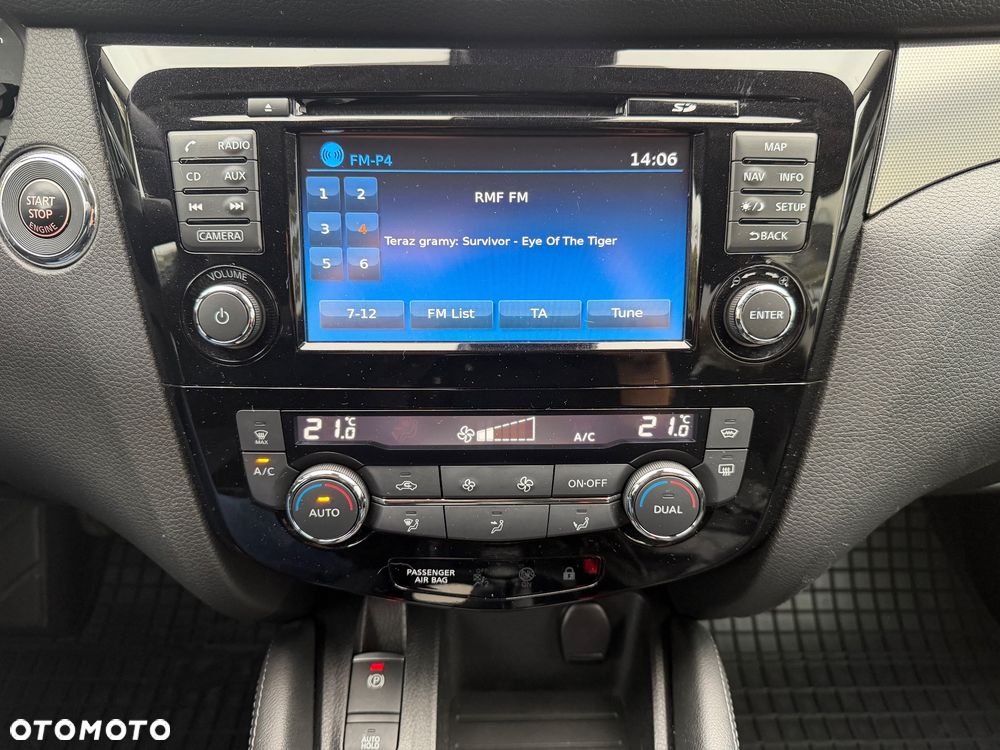 Nissan Qashqai 1.6 DIG-T N-Connecta - 15