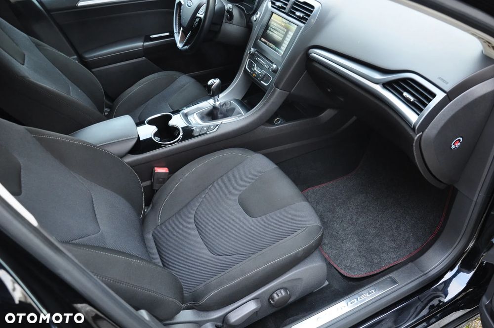 Ford Mondeo 2.0 TDCi STart-Stopp Titanium - 8
