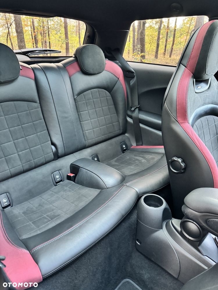 MINI John Cooper Works - 22