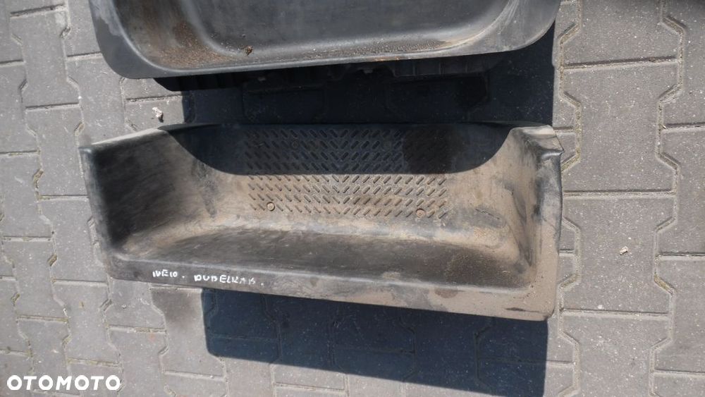 Próg Stopień tył Iveco Daily 2001r. dubelkabina - 1