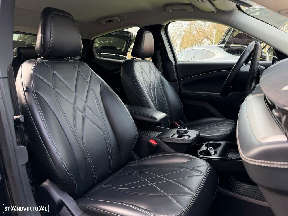 Ford Mustang Mach-E Alargada - 19