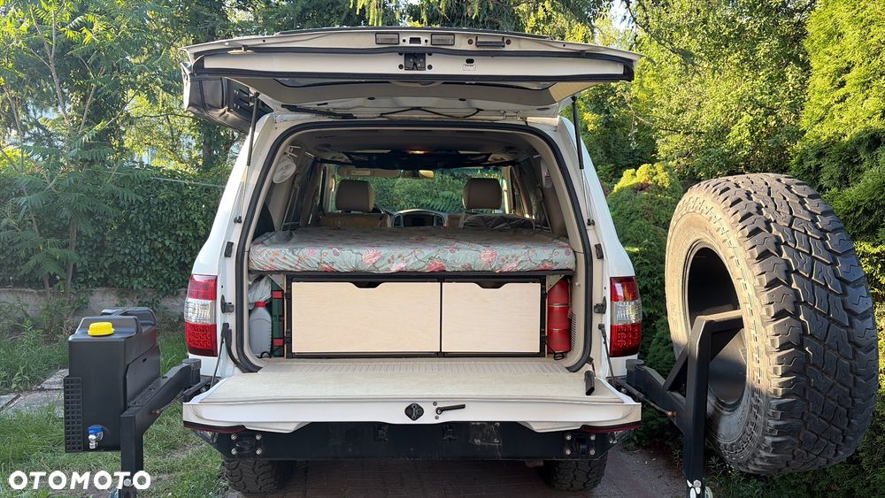 Toyota Land Cruiser 100 Executive - 4